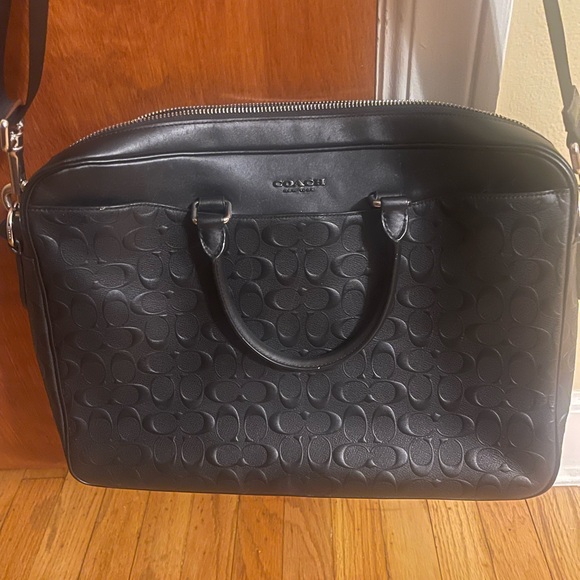 Unisex Black Leather Embossed Coach Shoulder/Computer Bag - Picture 3 of 12